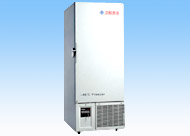 美菱DW-FL531型立式低温冰箱 储藏温度：-10℃~-40℃ 总有效容积：531L立式